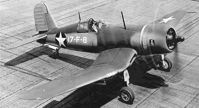 An early F4U-1 Corsair of VF-17 Jolly Rogers prepares to take off from the USS Bunker Hill in 1943. Note the greenhouse canopy which was replaced by a plexiglass canopy in later variants. (US Navy)